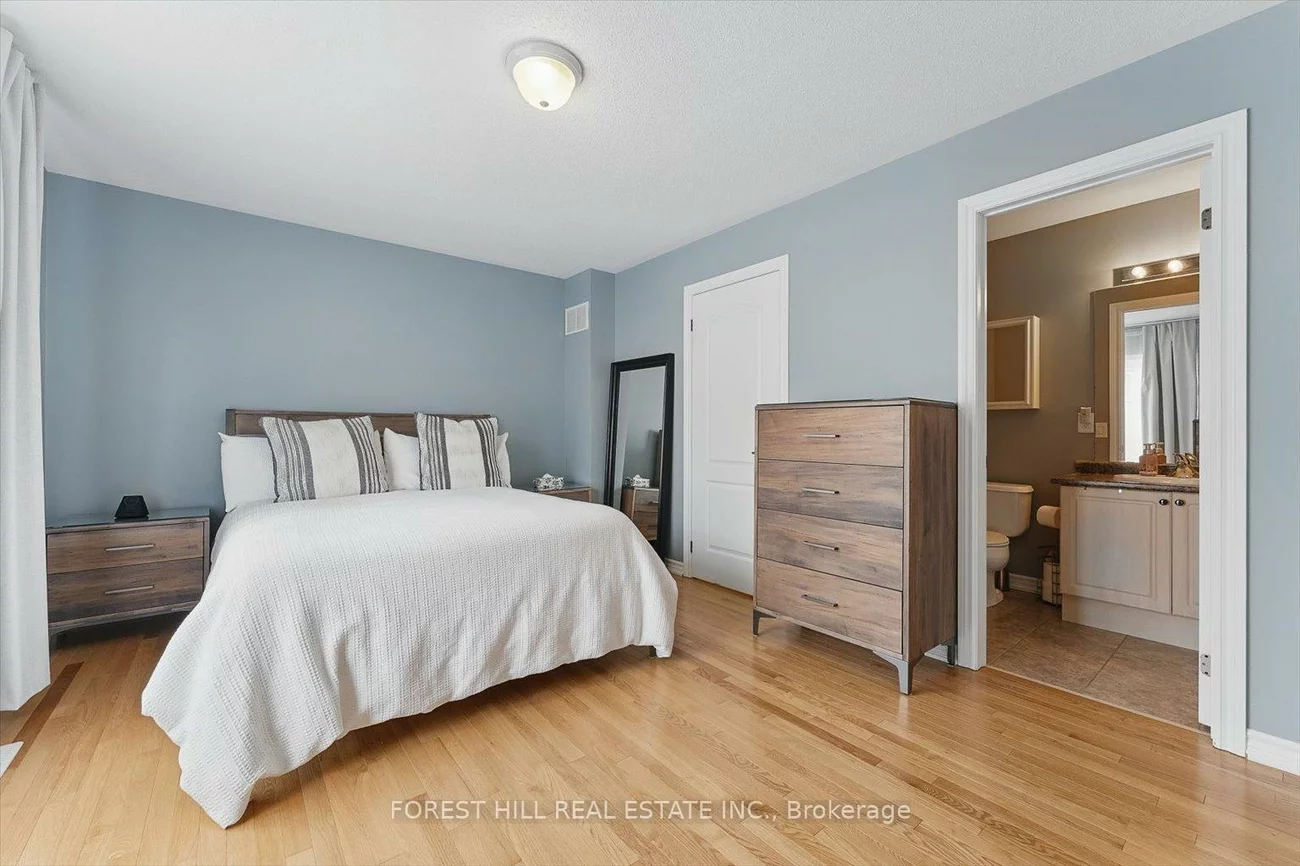 3038, Haines, Applewood, Mississauga