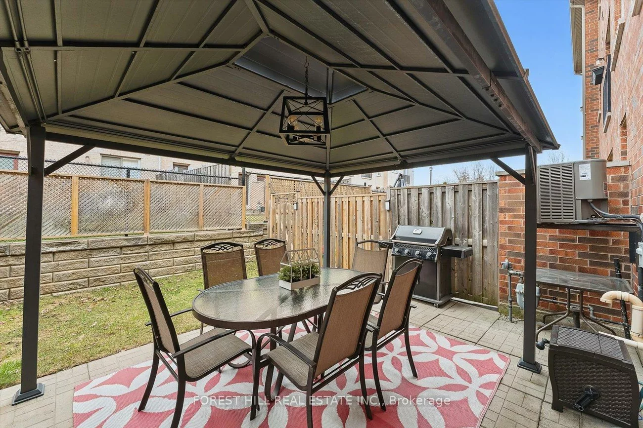 3038, Haines, Applewood, Mississauga