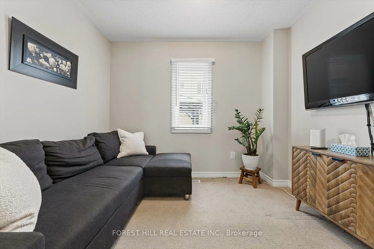 3038, Haines, Applewood, Mississauga