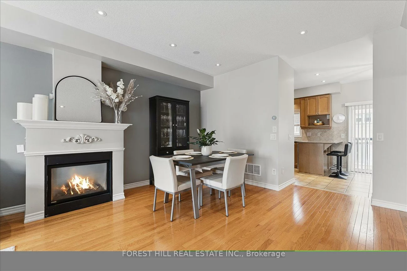 3038, Haines, Applewood, Mississauga