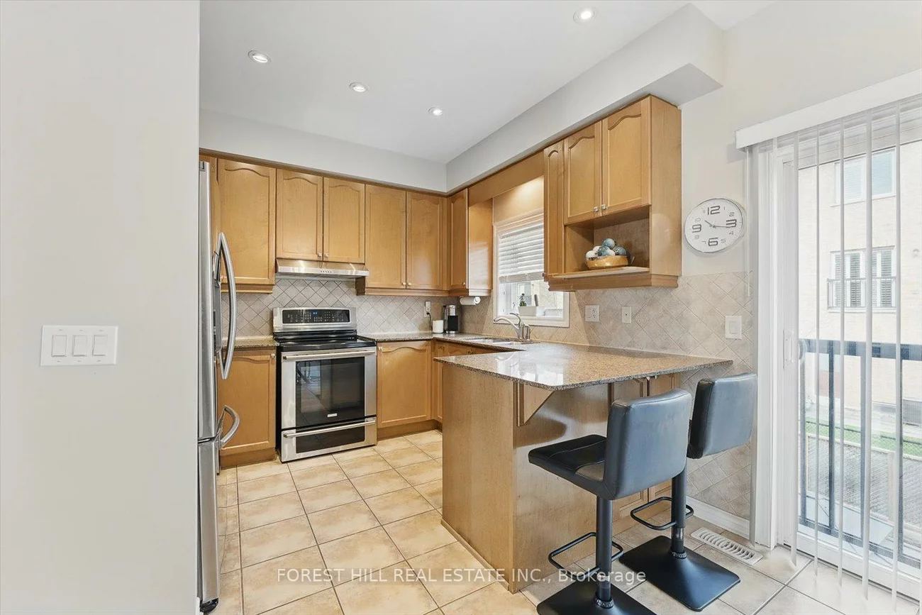3038, Haines, Applewood, Mississauga