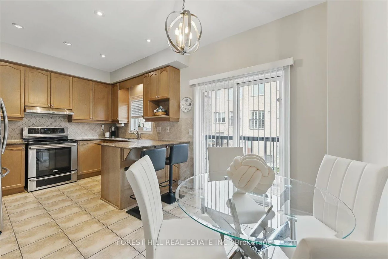 3038, Haines, Applewood, Mississauga