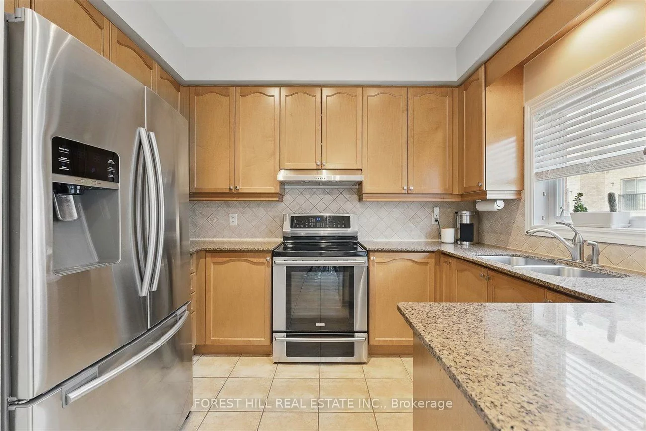 3038, Haines, Applewood, Mississauga