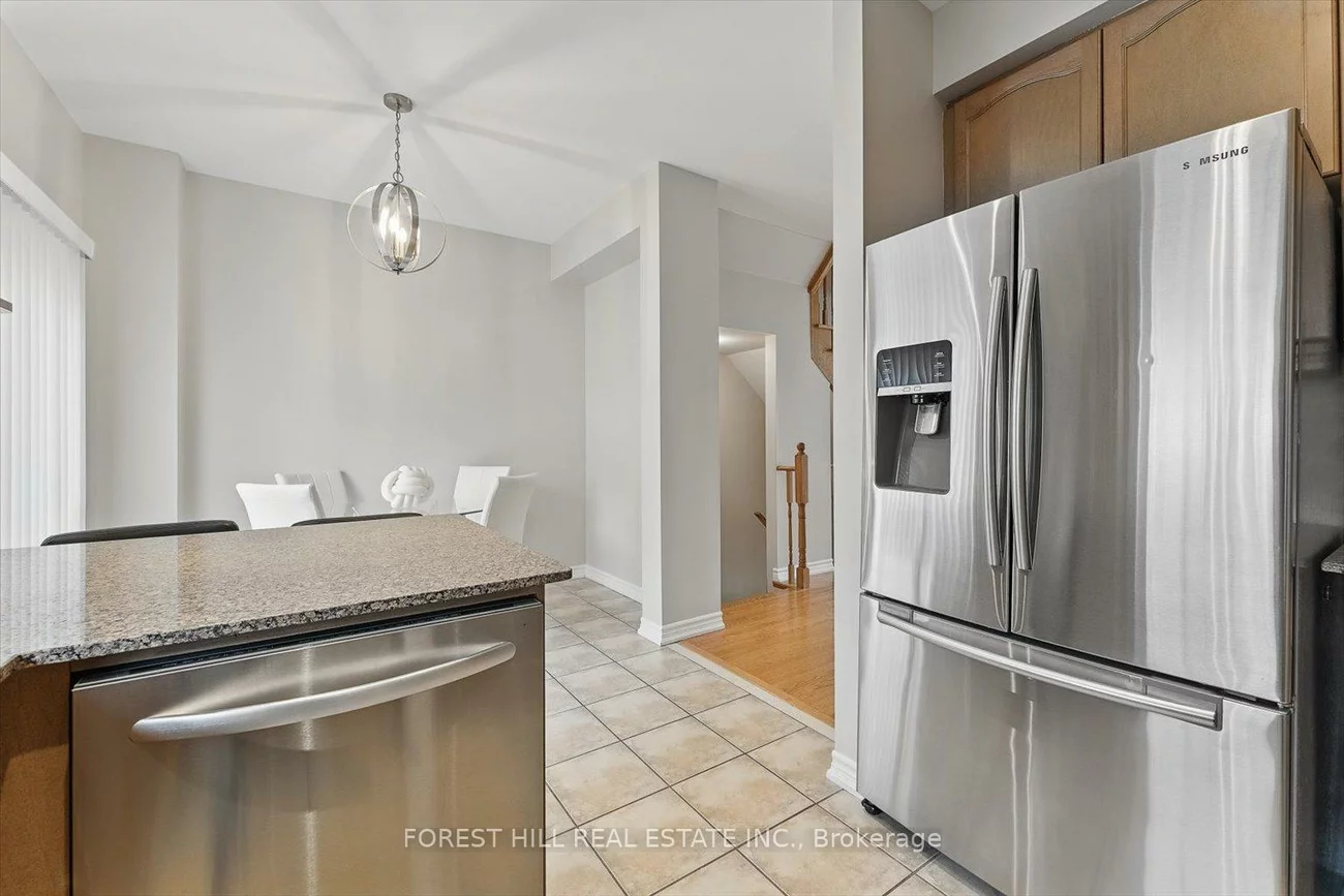 3038, Haines, Applewood, Mississauga