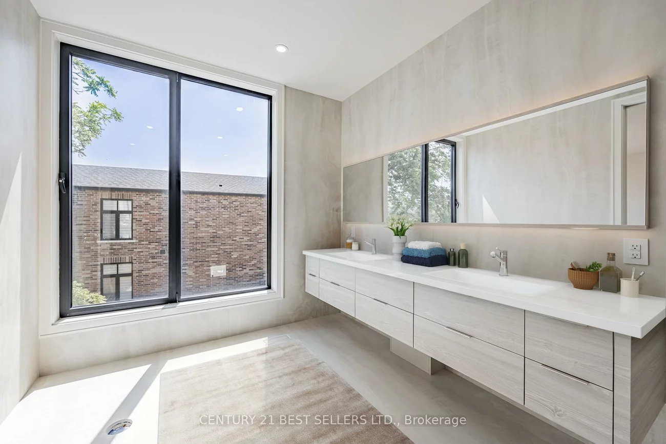 1032, West, Lakeview, Mississauga