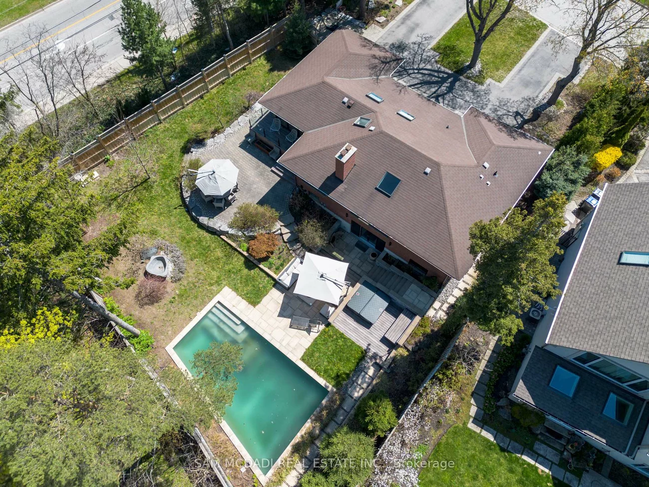 1333, Wateska, Lorne Park, Mississauga