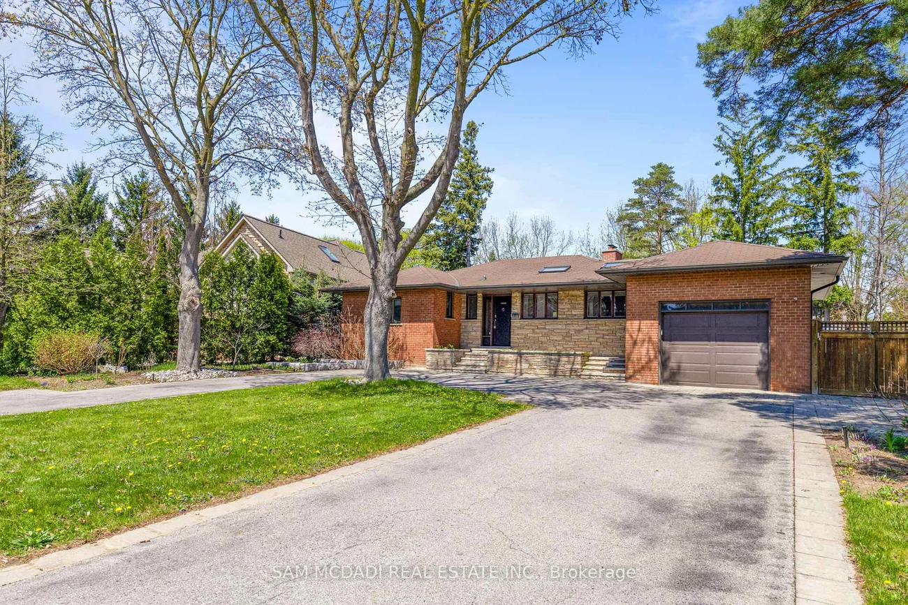 1333, Wateska, Lorne Park, Mississauga