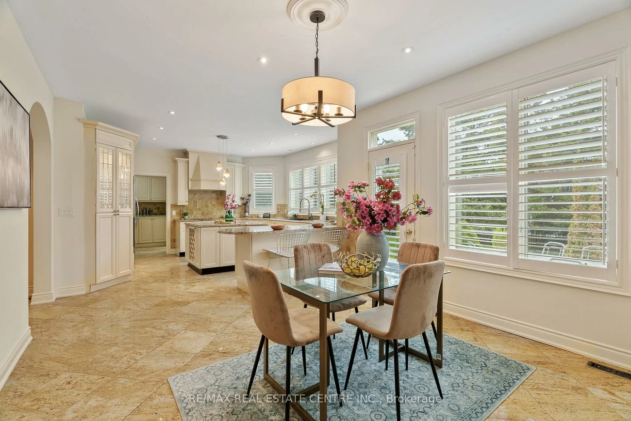 645, Cranleigh, Lorne Park, Mississauga