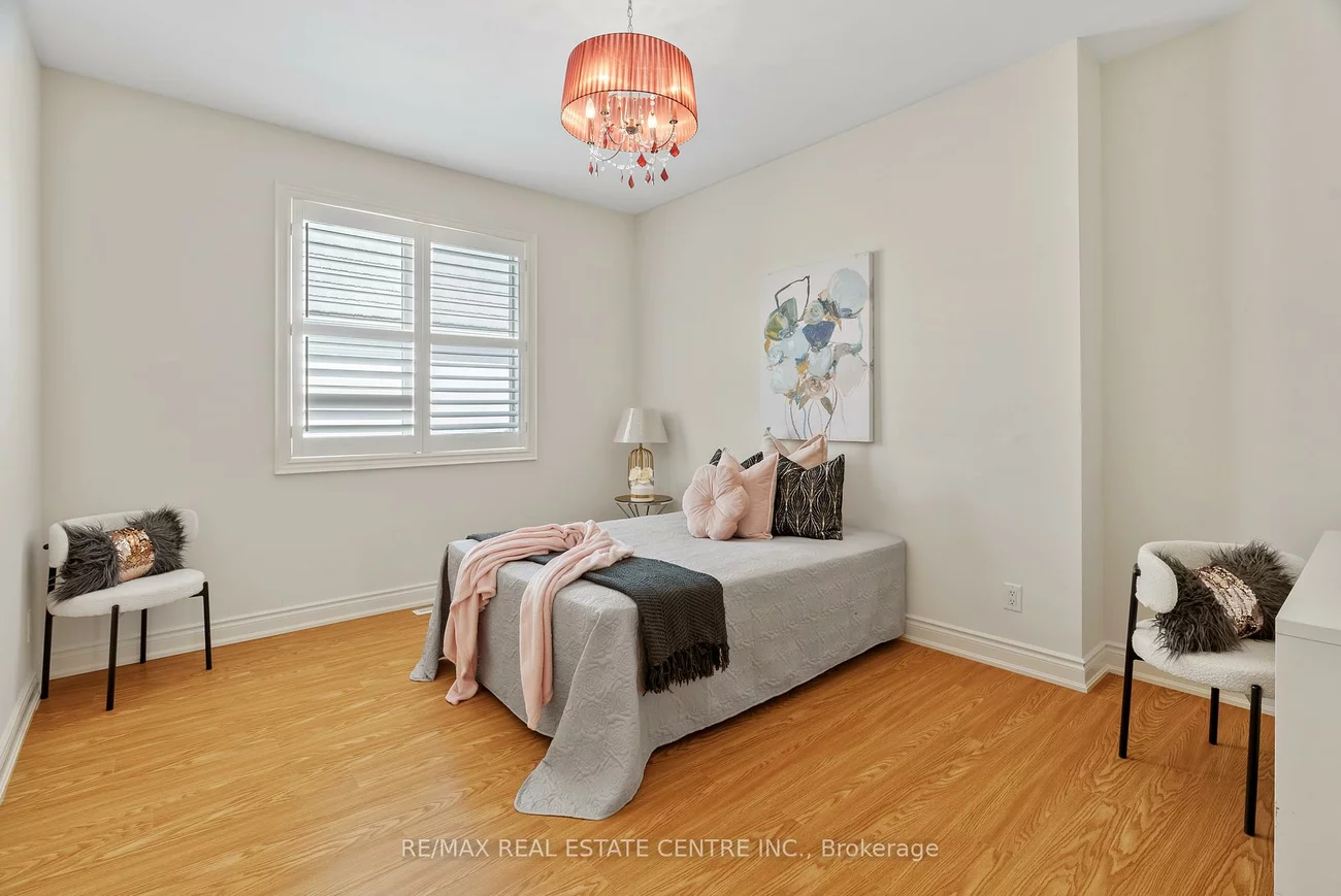 645, Cranleigh, Lorne Park, Mississauga