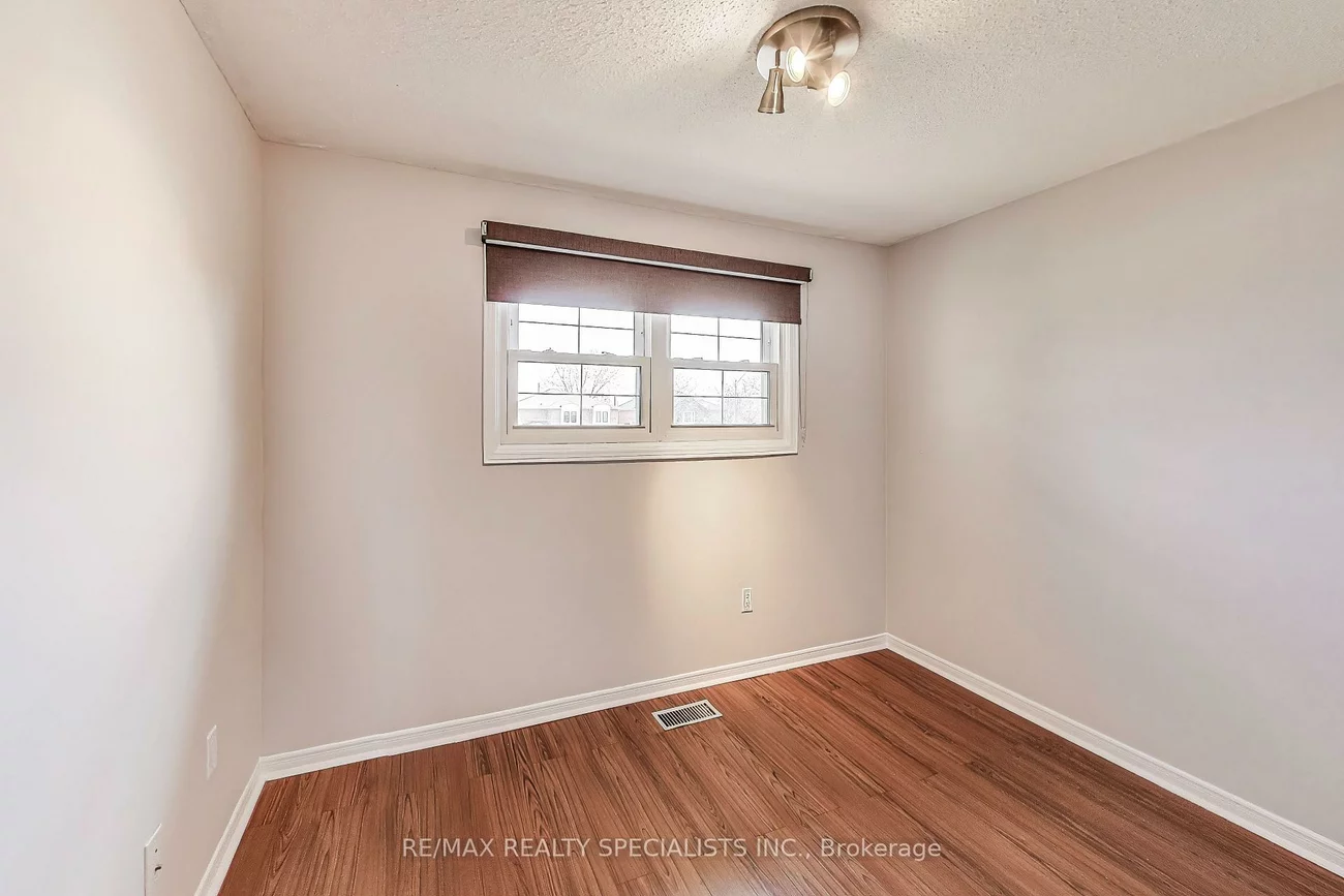 7000, Danton, Meadowvale, Mississauga