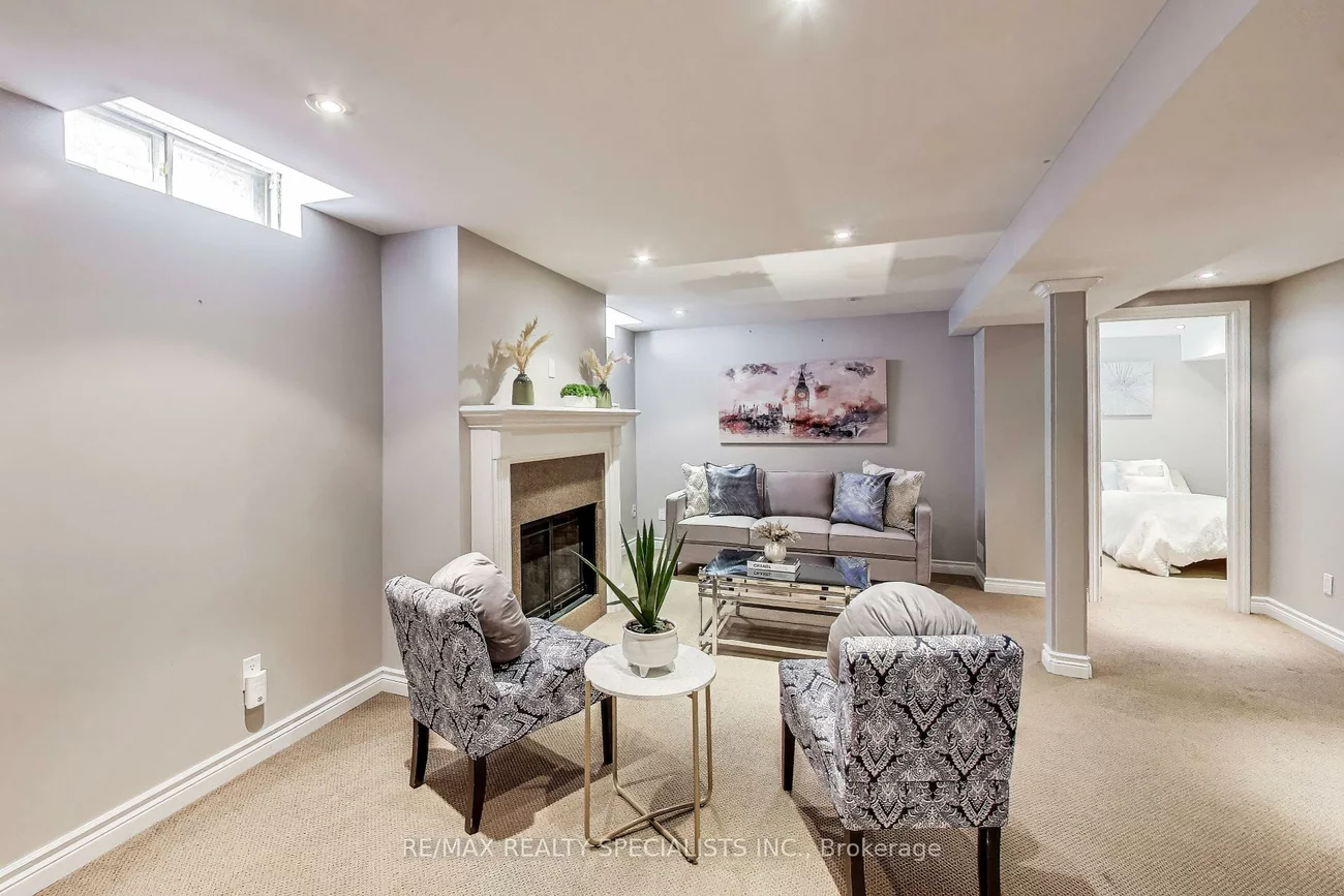 7000, Danton, Meadowvale, Mississauga