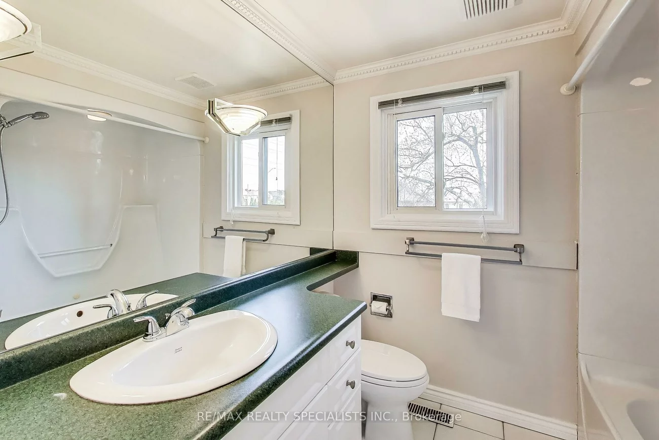 7000, Danton, Meadowvale, Mississauga