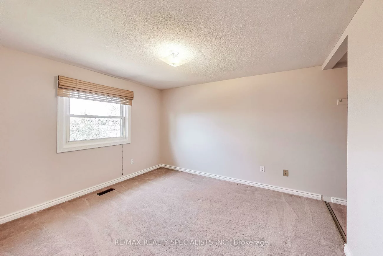 7000, Danton, Meadowvale, Mississauga