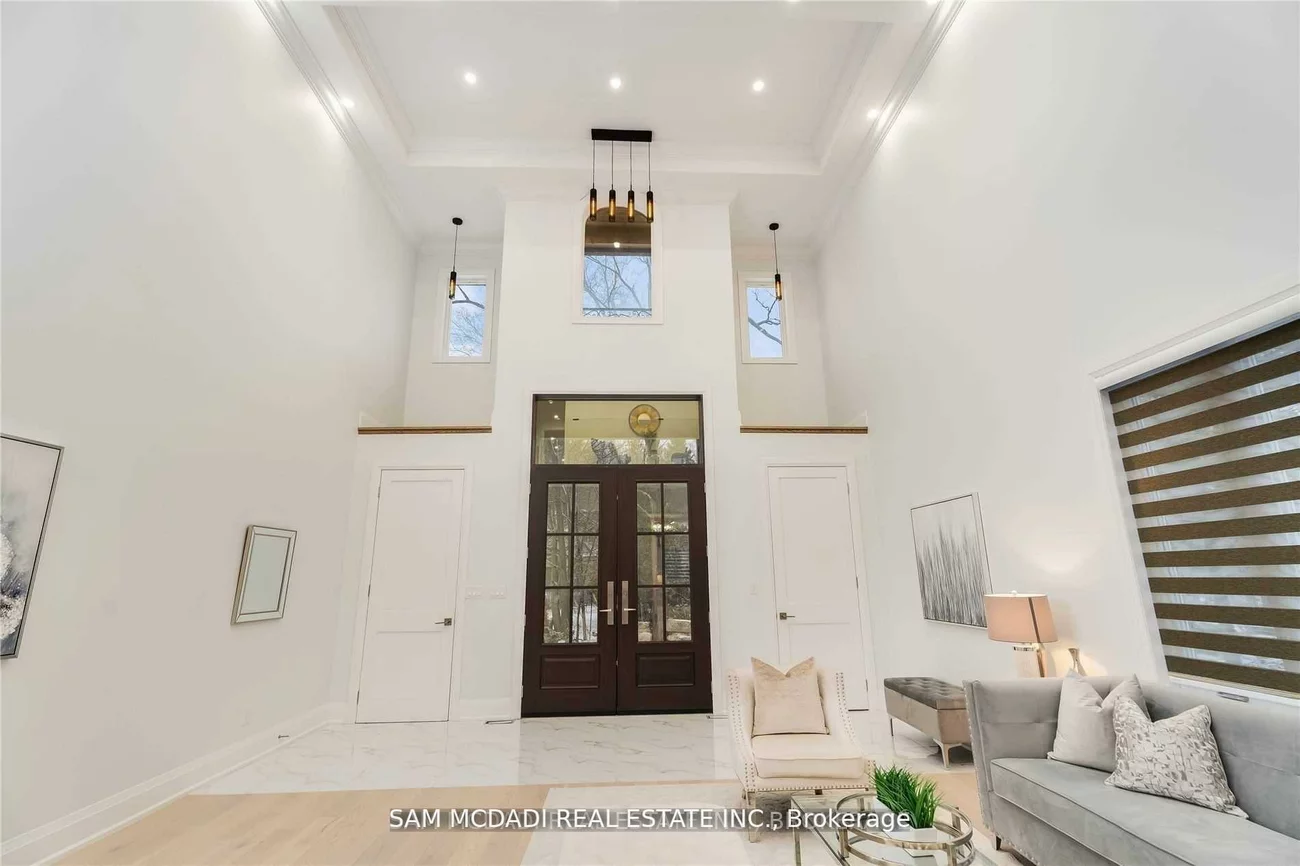 1138, Garden, Lorne Park, Mississauga