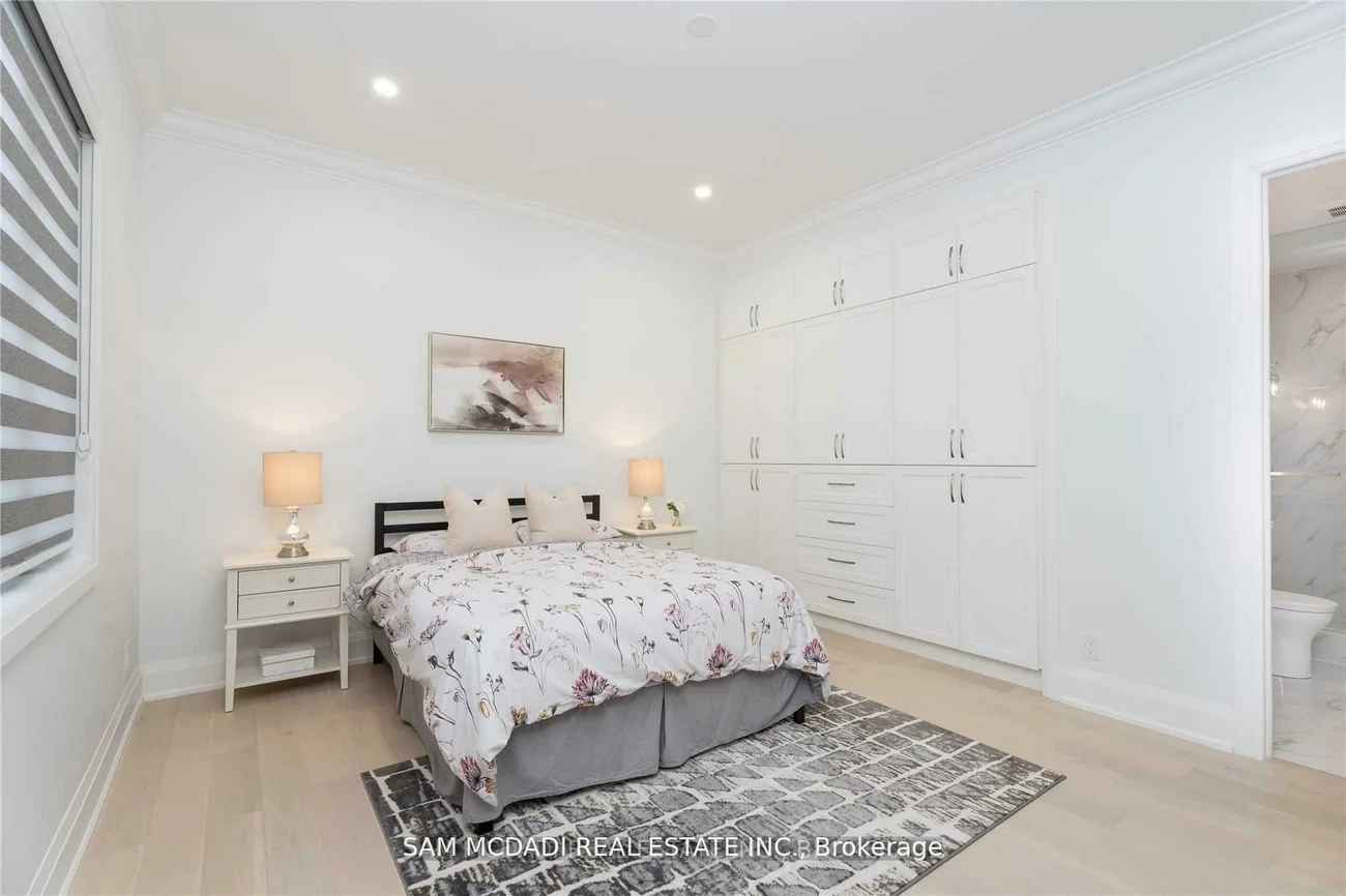 1138, Garden, Lorne Park, Mississauga