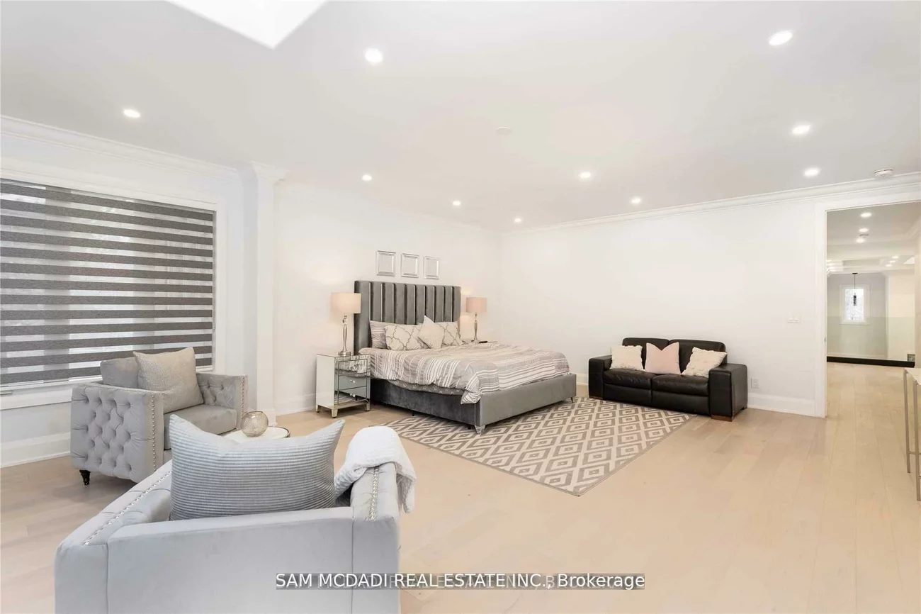 1138, Garden, Lorne Park, Mississauga