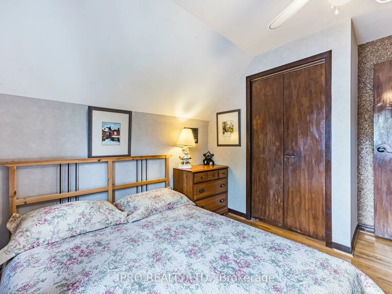 897, Johnathan, Lakeview, Mississauga
