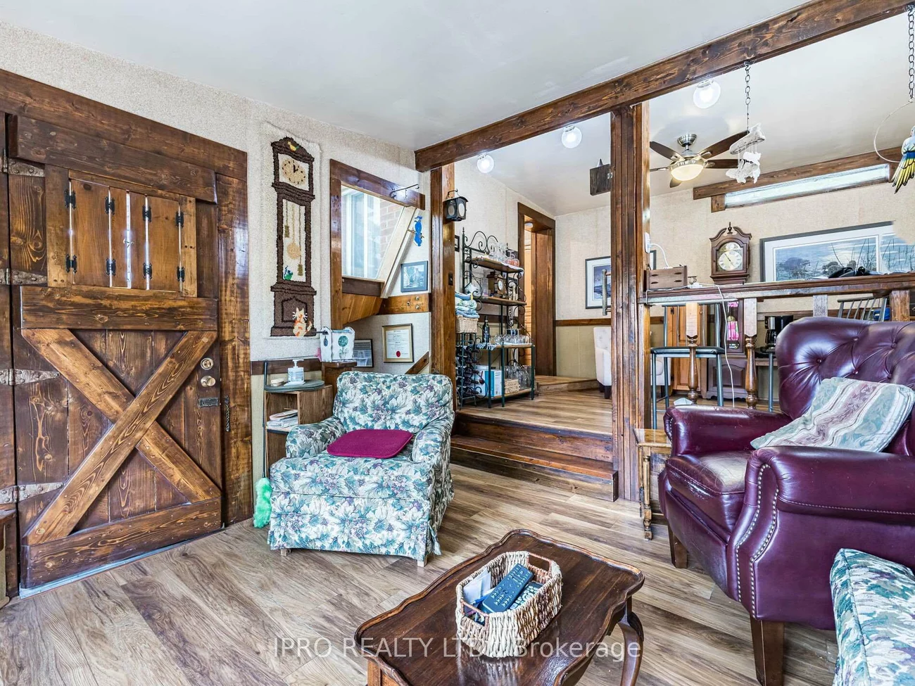 897, Johnathan, Lakeview, Mississauga