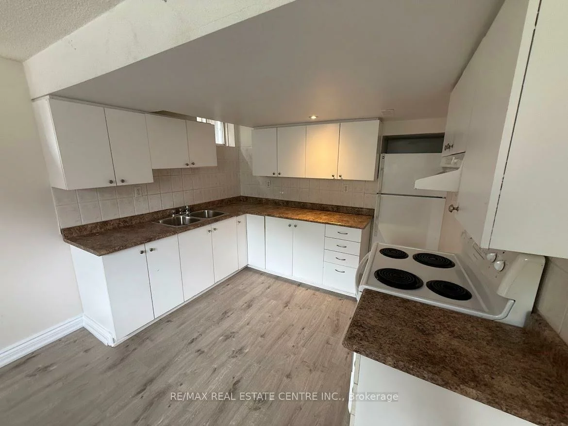 5989, Sidmouth, East Credit, Mississauga