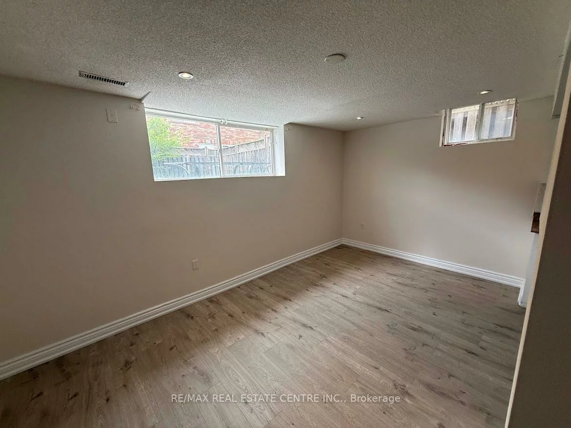 5989, Sidmouth, East Credit, Mississauga