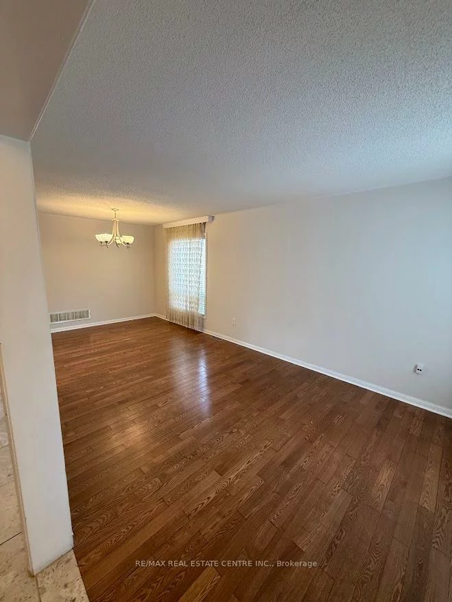5989, Sidmouth, East Credit, Mississauga
