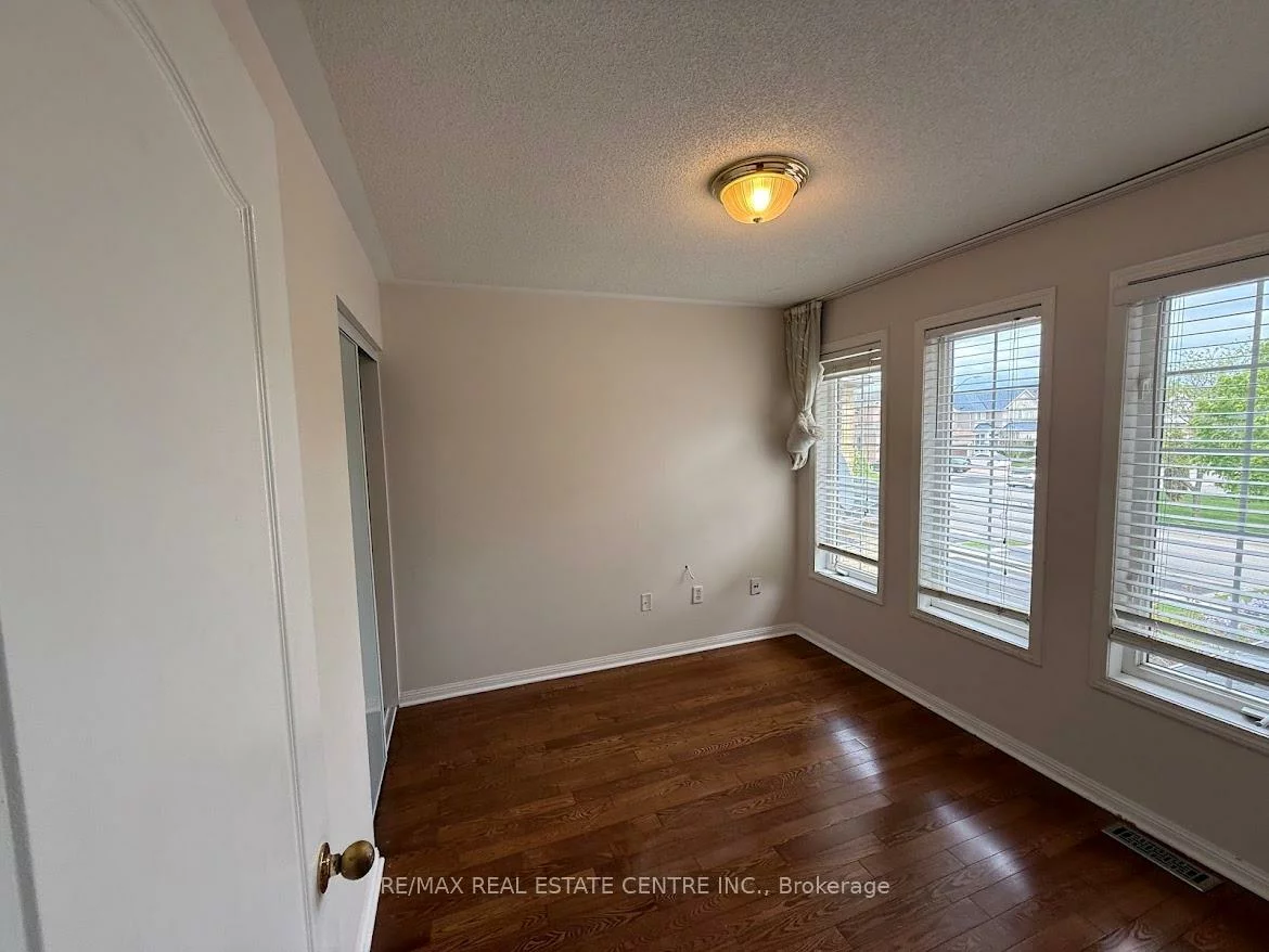 5989, Sidmouth, East Credit, Mississauga
