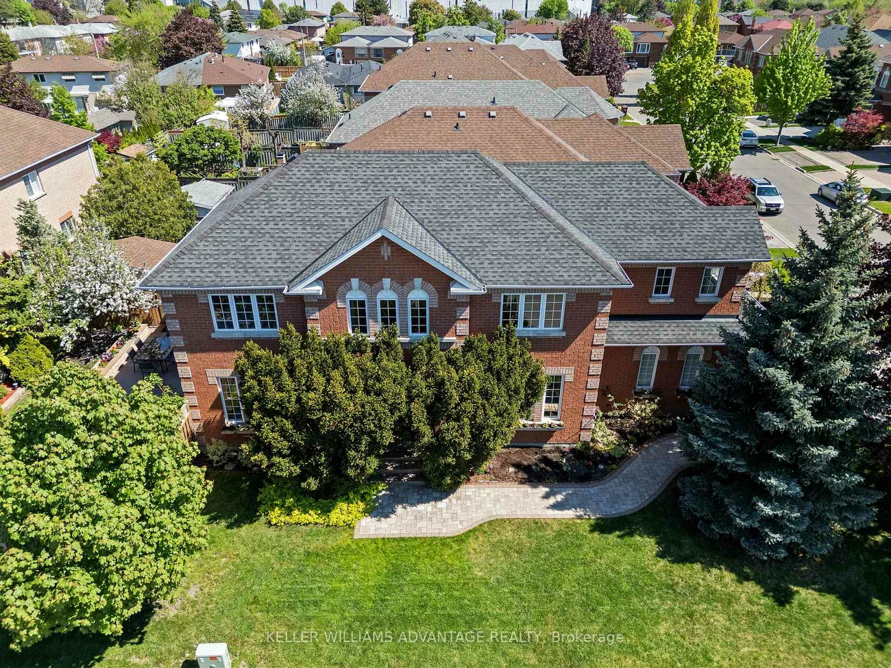 224, Cossack, Fairview, Mississauga