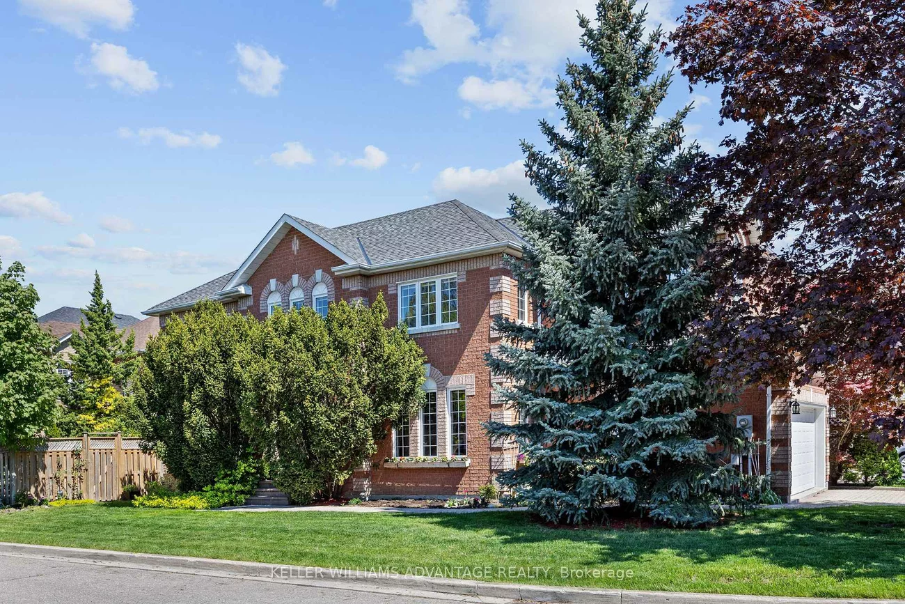 224, Cossack, Fairview, Mississauga