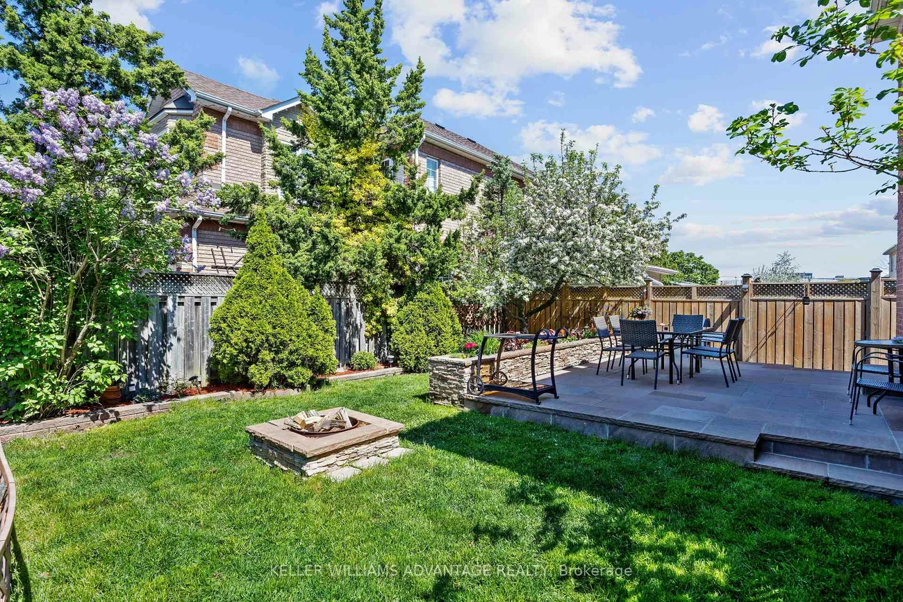 224, Cossack, Fairview, Mississauga