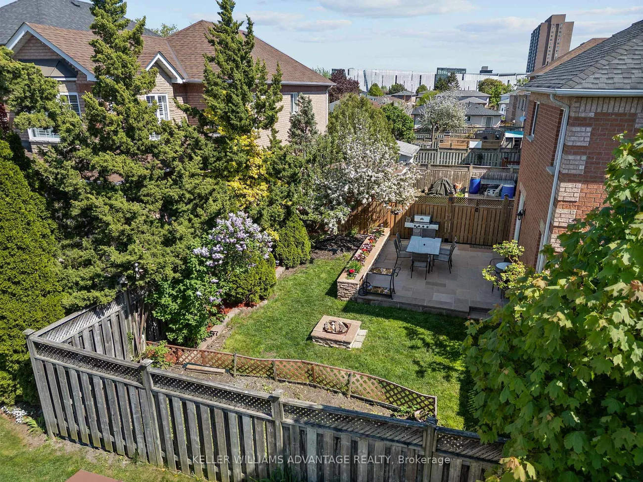 224, Cossack, Fairview, Mississauga