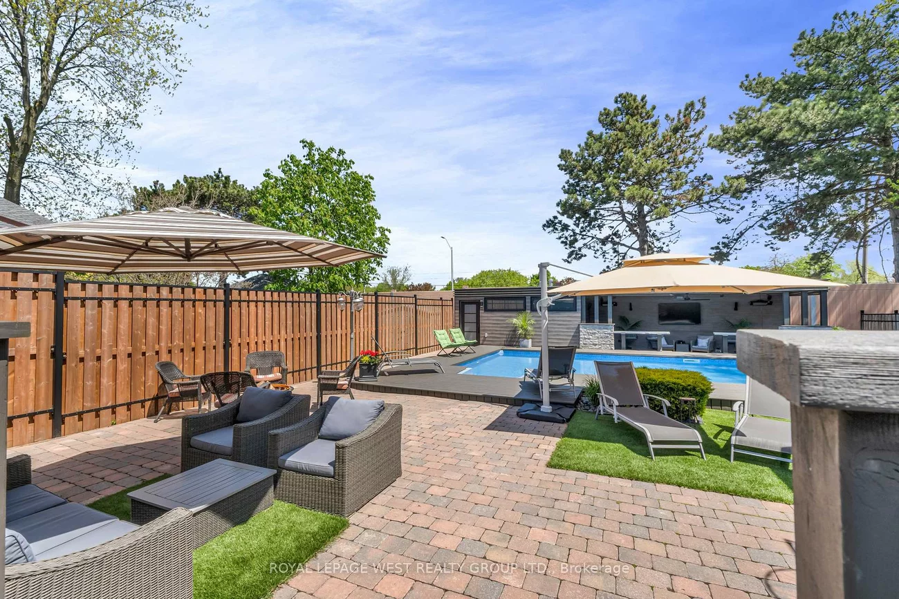 1321, Canford, Clarkson, Mississauga