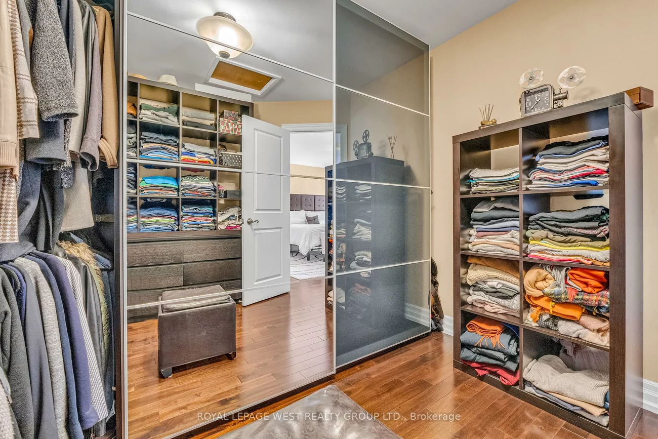 1321, Canford, Clarkson, Mississauga