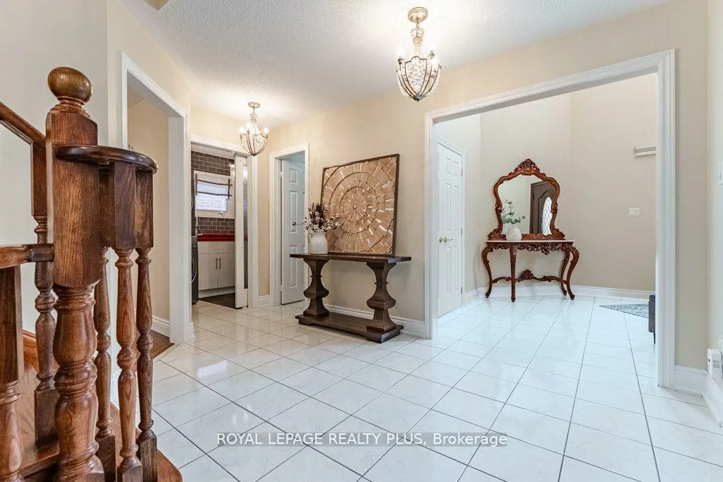 6792, Gracefield, Lisgar, Mississauga