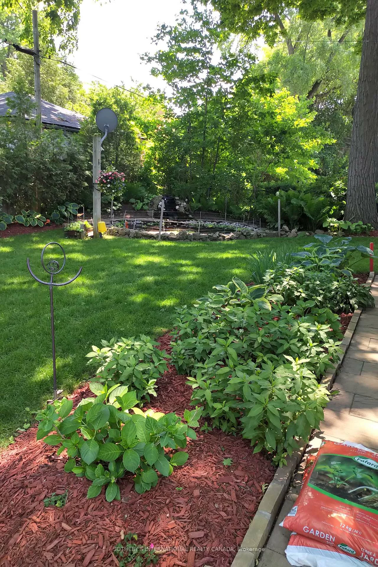 1226, Crossfield, Mineola, Mississauga