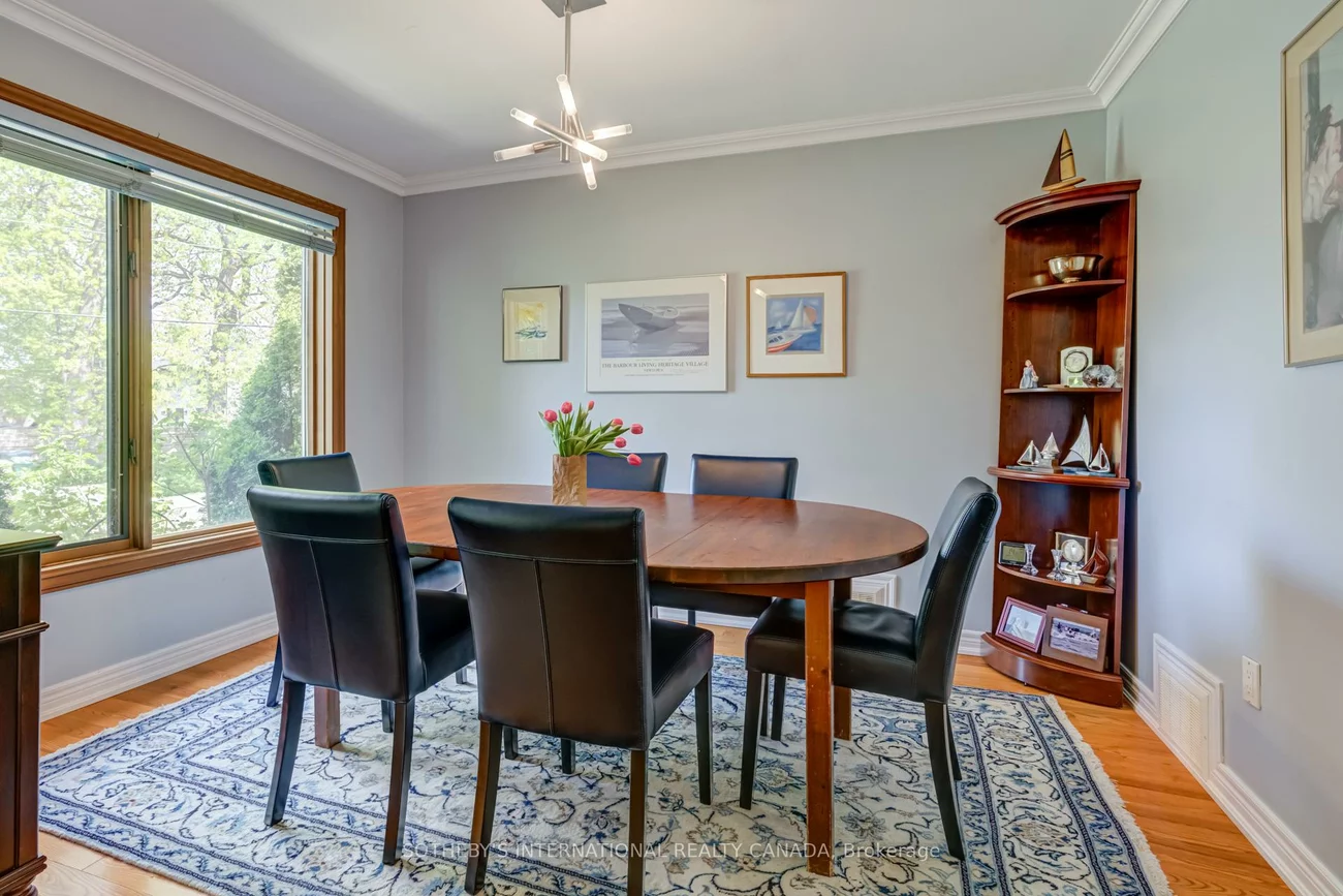 1226, Crossfield, Mineola, Mississauga