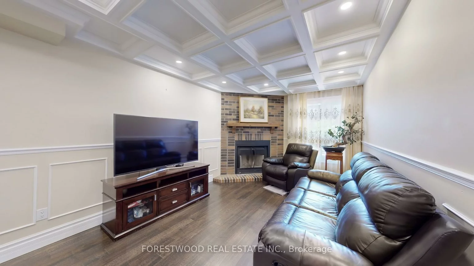 4449, Ashley, Hurontario, Mississauga