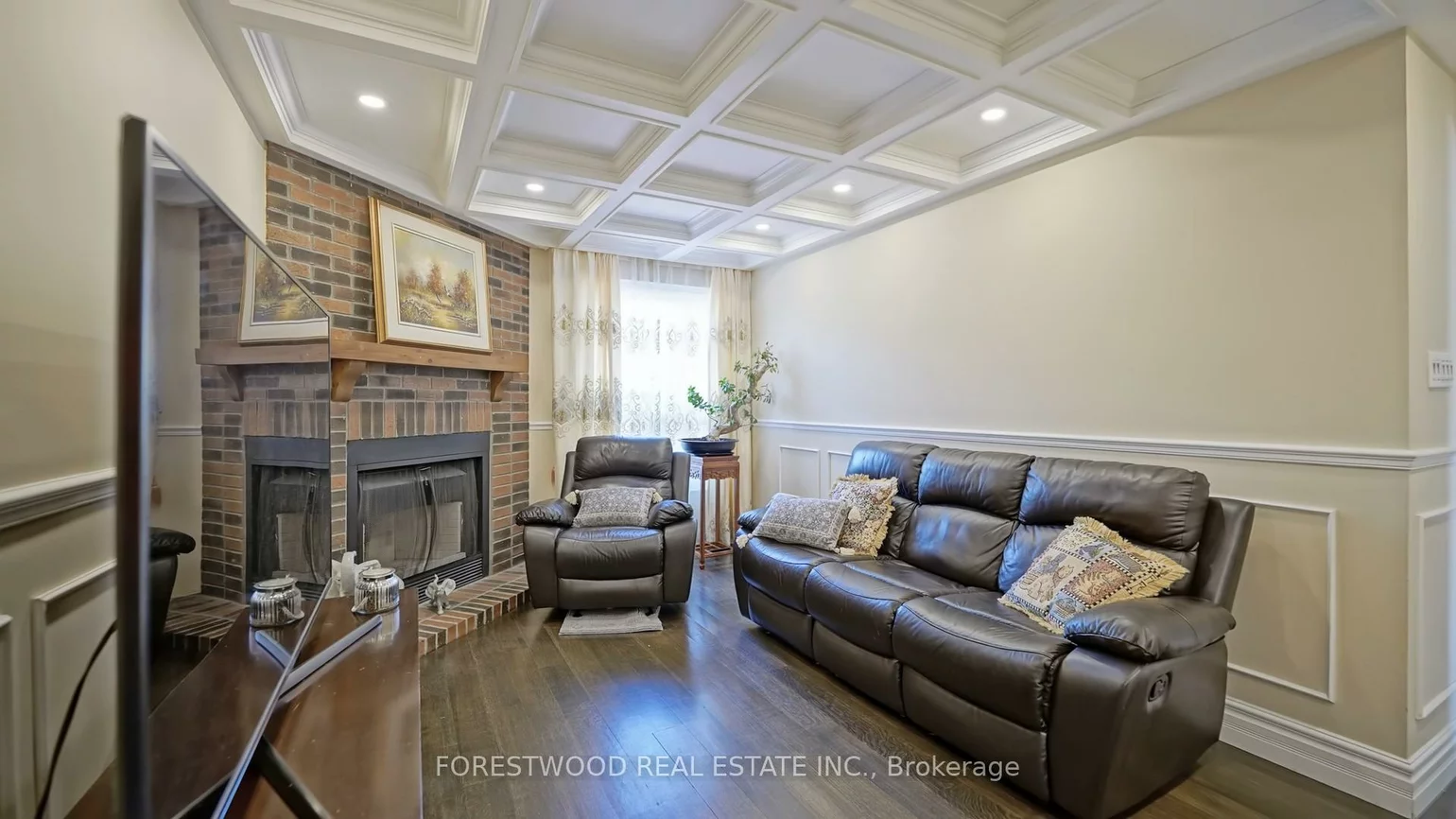 4449, Ashley, Hurontario, Mississauga