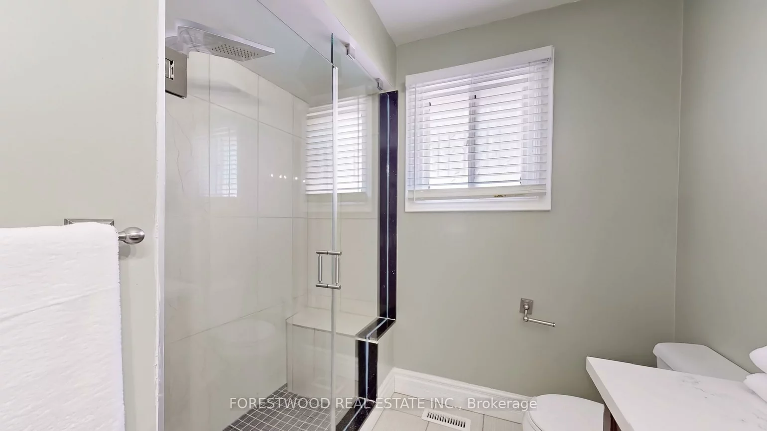 4449, Ashley, Hurontario, Mississauga