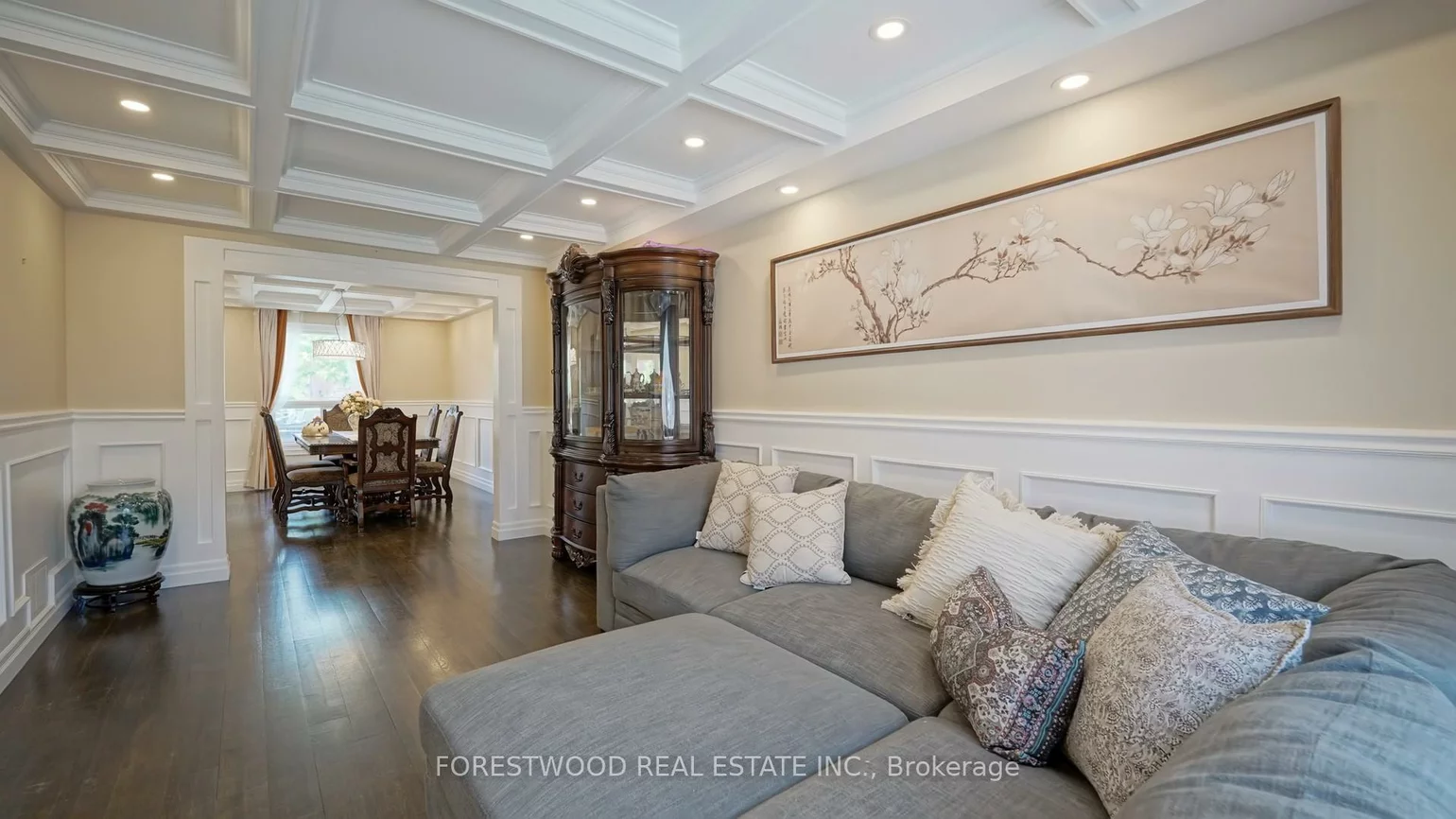4449, Ashley, Hurontario, Mississauga