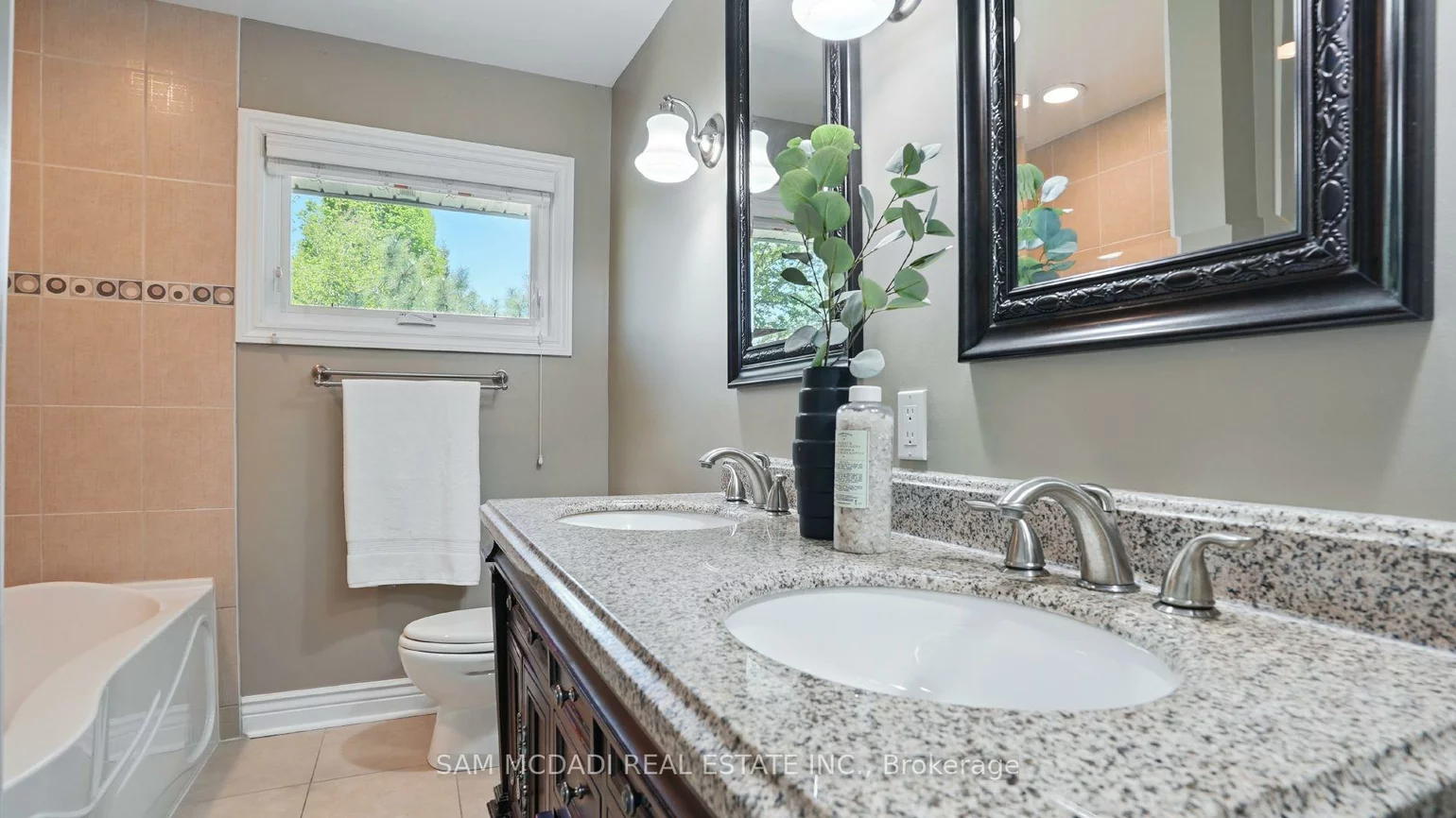 7079, Second, Meadowvale Village, Mississauga