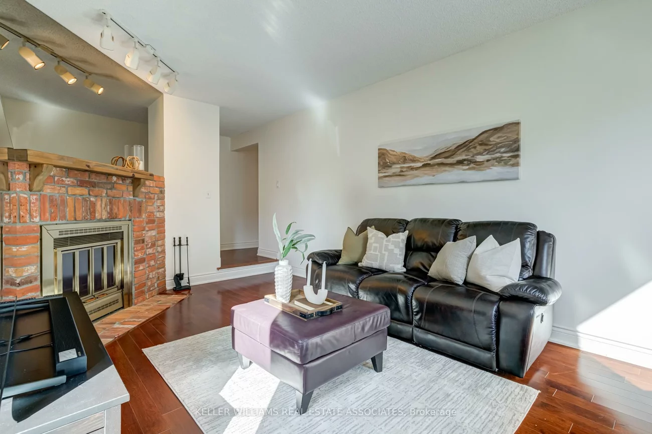 4108, Farnsworth, Erin Mills, Mississauga
