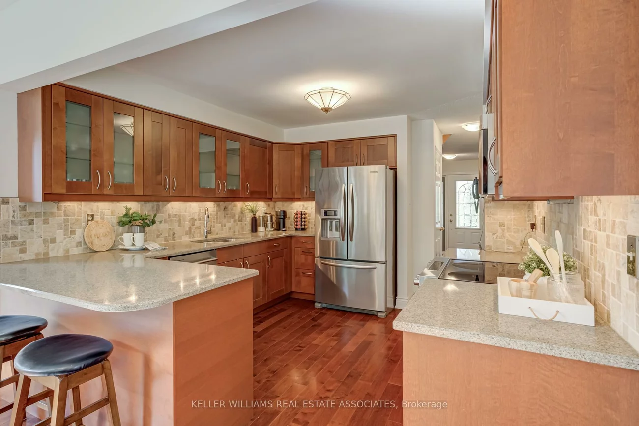 4108, Farnsworth, Erin Mills, Mississauga