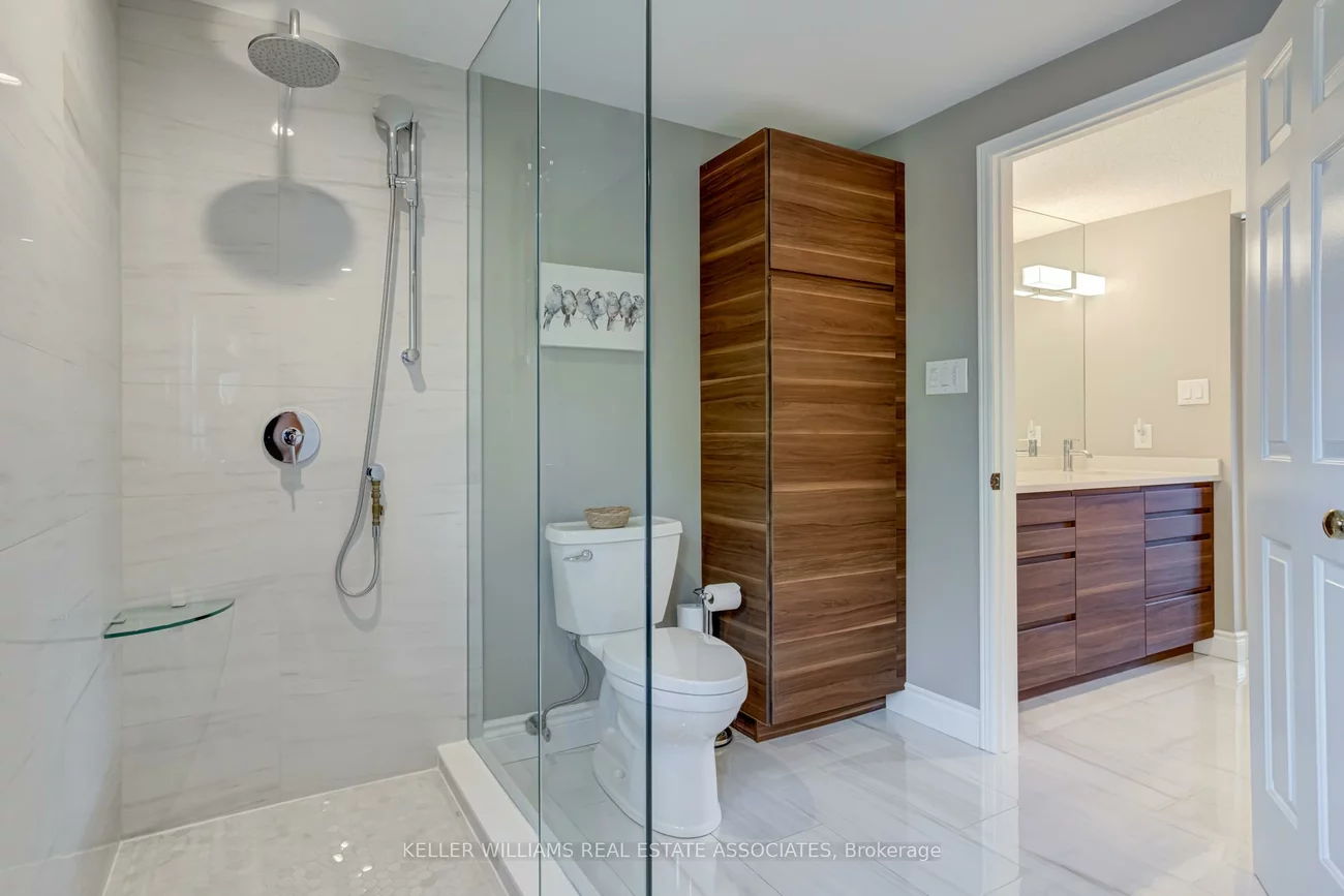 4108, Farnsworth, Erin Mills, Mississauga