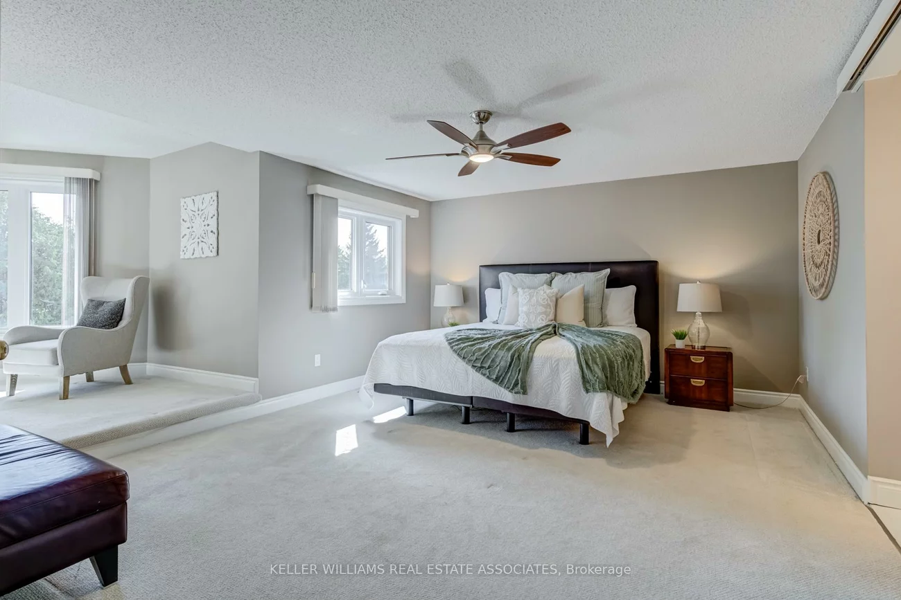4108, Farnsworth, Erin Mills, Mississauga