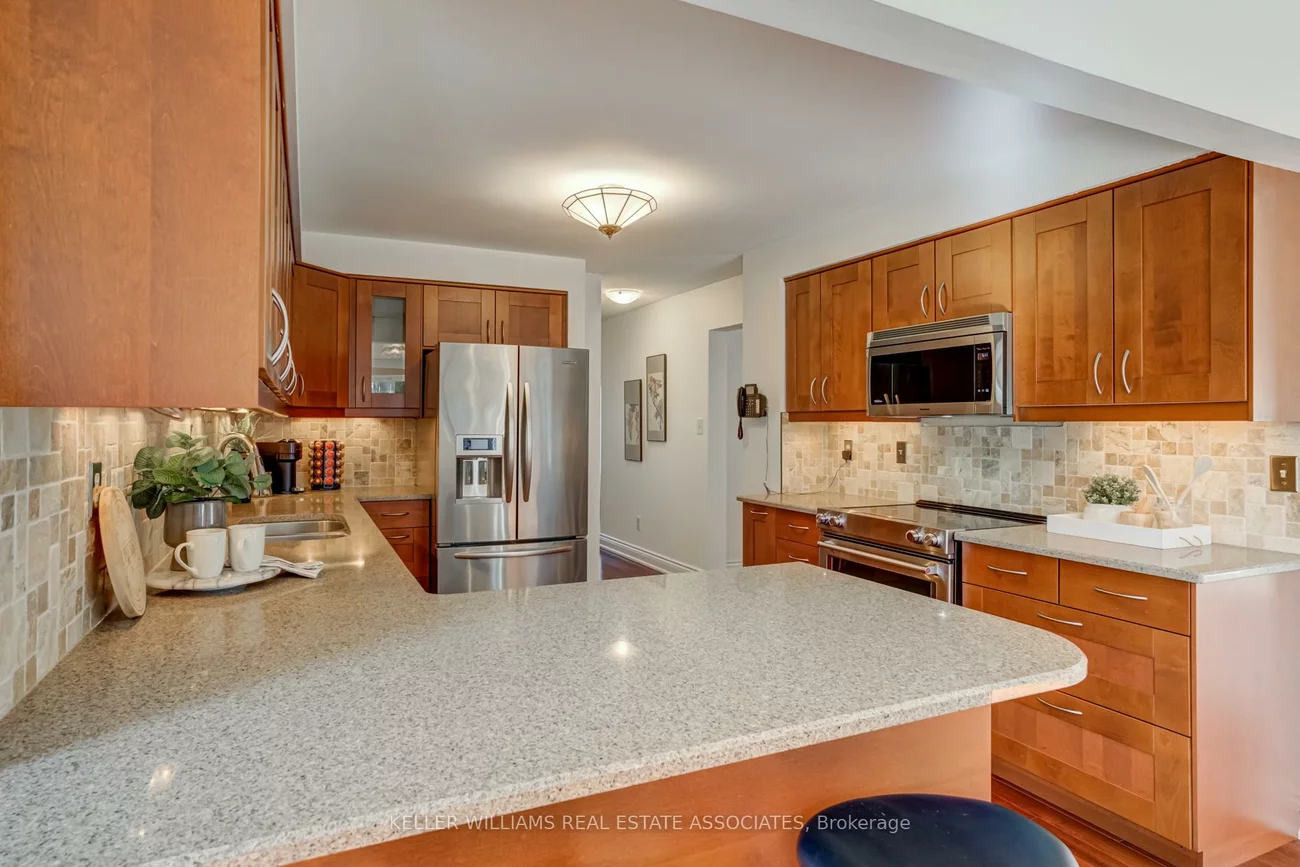 4108, Farnsworth, Erin Mills, Mississauga