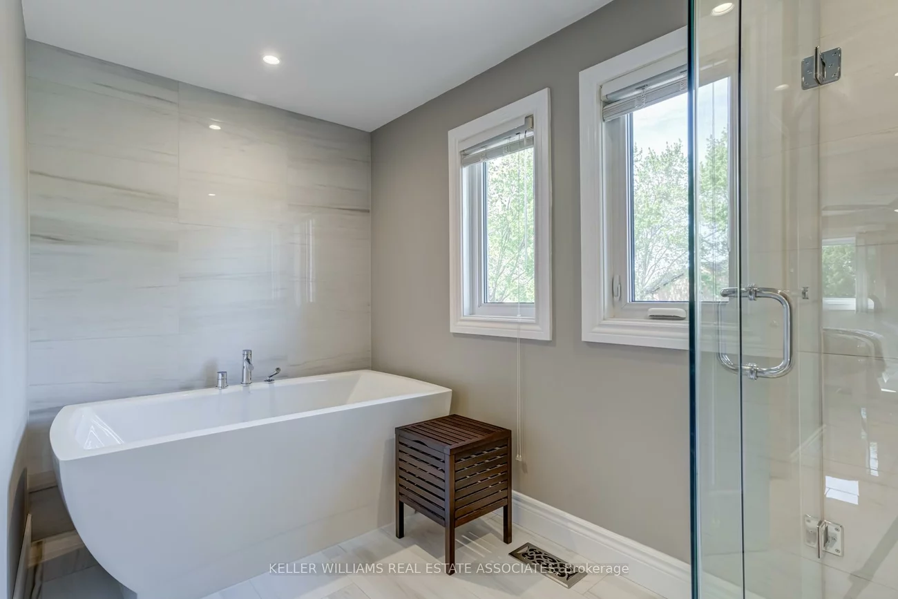 4108, Farnsworth, Erin Mills, Mississauga
