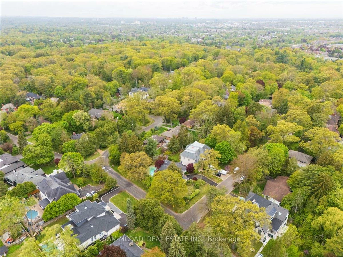 2076, Autumn Breeze, Cooksville, Mississauga