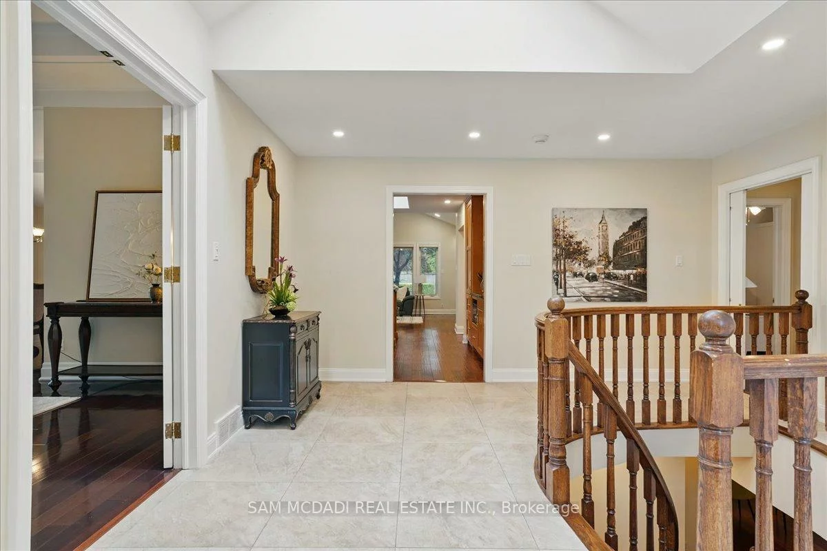 2076, Autumn Breeze, Cooksville, Mississauga