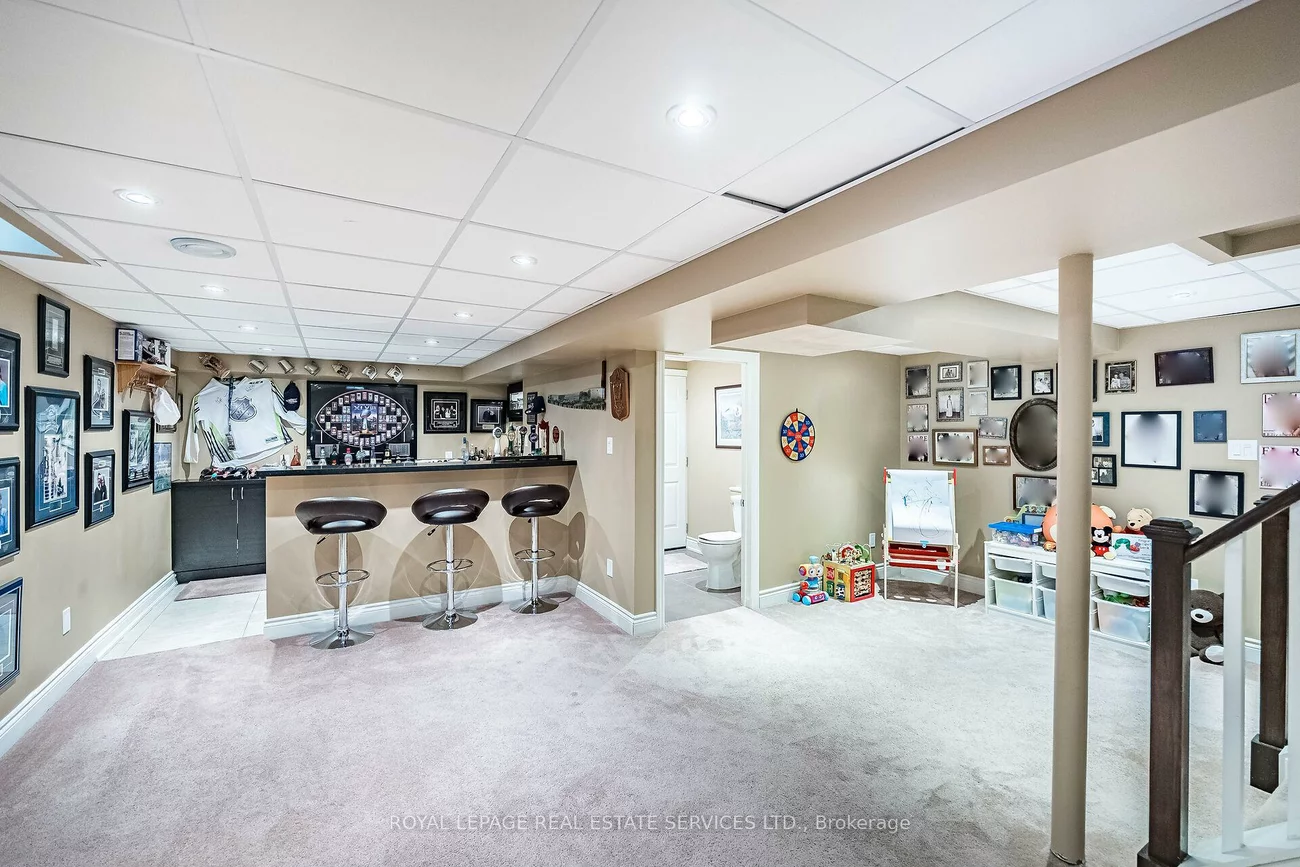 1532, Lovelady, Rathwood, Mississauga