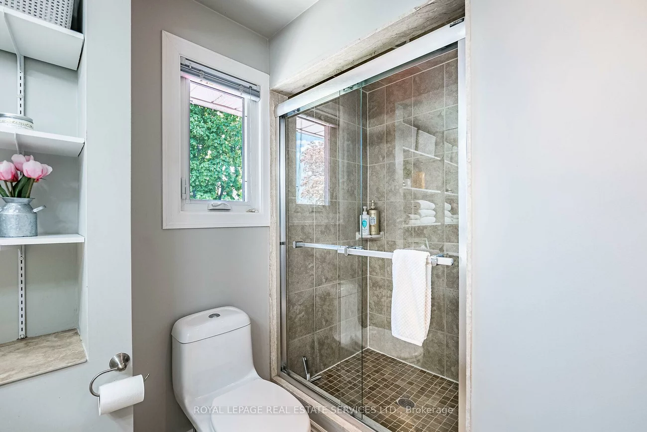1532, Lovelady, Rathwood, Mississauga